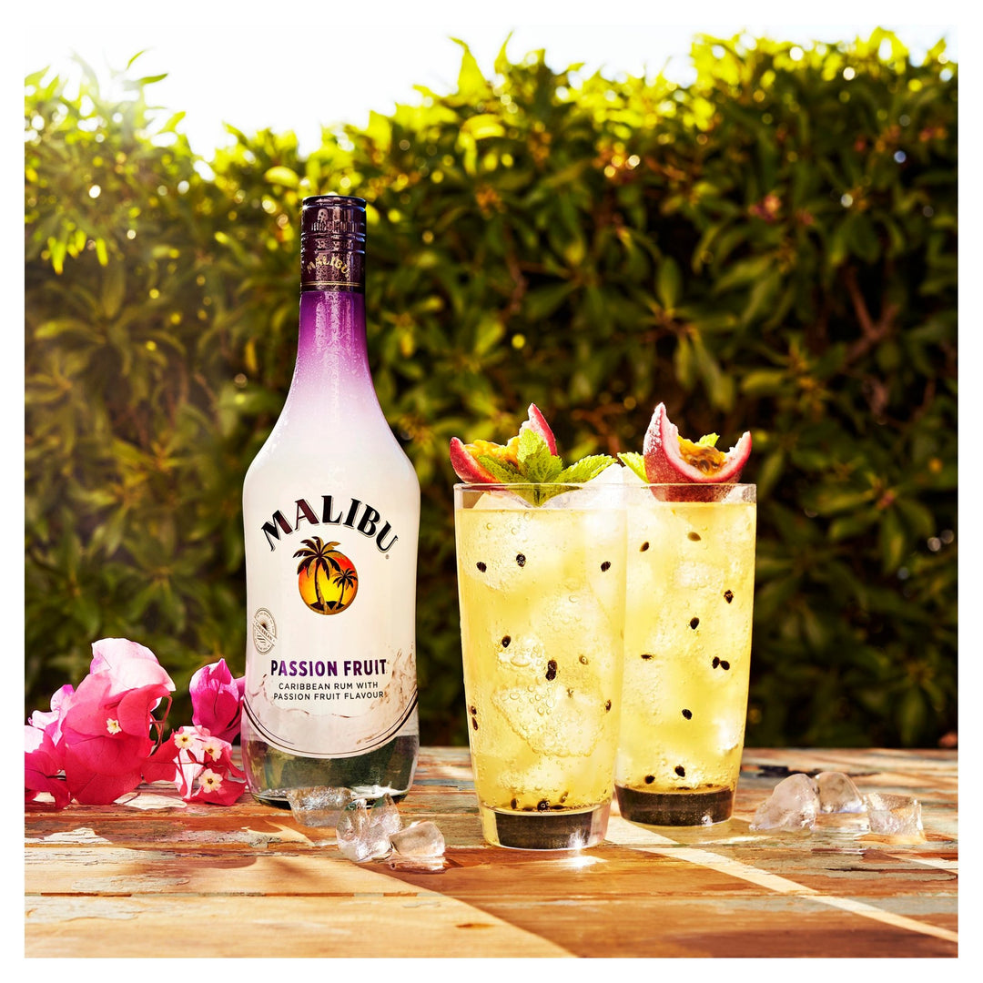 Malibu Original Caribbean White Rum with Coconut Flavour 70cl – Fletcher  Drinks